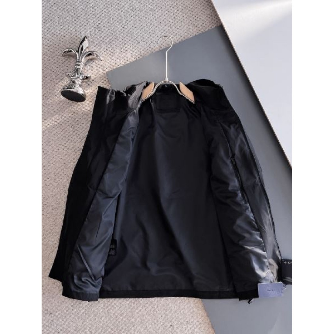 モダン 洗練 PRADA プラダ スーパーコピー ジャケット 上品