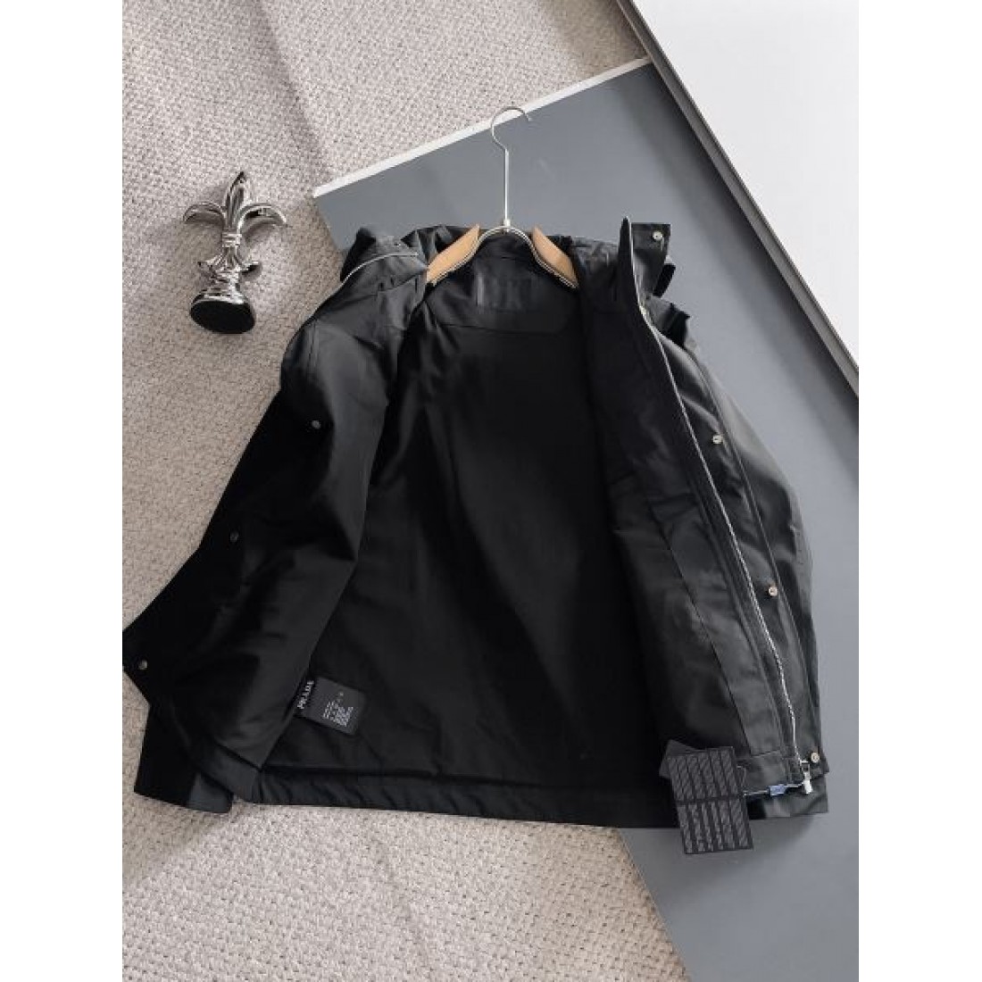 洗練 上品 PRADA プラダ スーパーコピー ジャケット ラグジュアリー