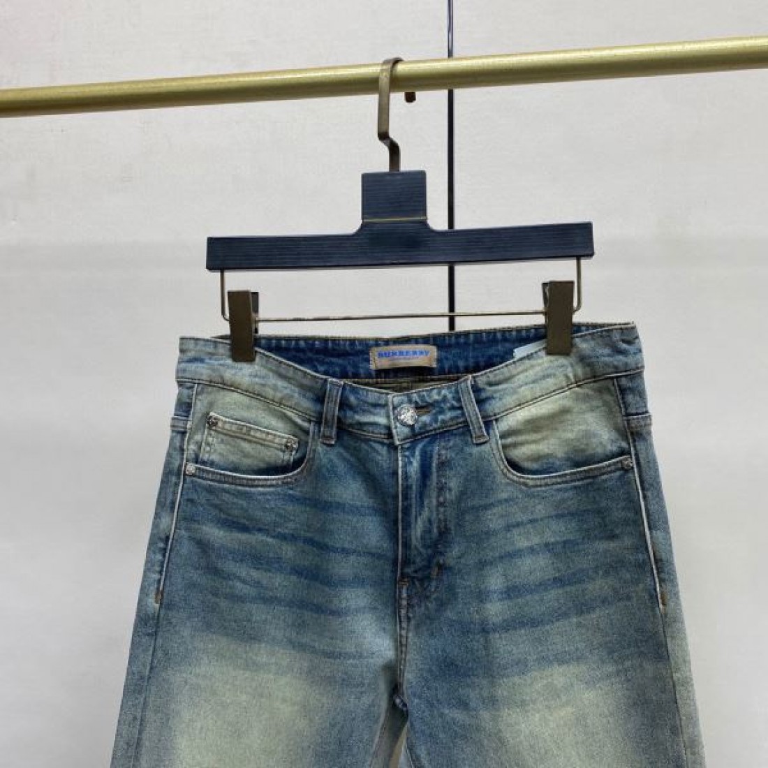 クラシック 上品 BURBERRY バーバリー スーパーコピー ジーンズ 洗練