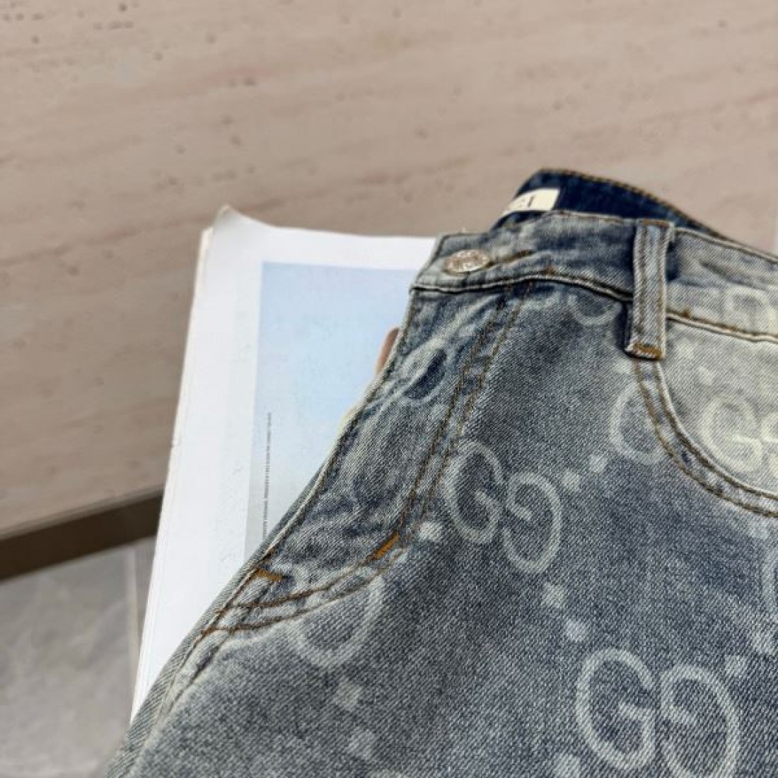  モダン スタイリッシュ GUCCI グッチ スーパーコピー ジーンズ プレミアム