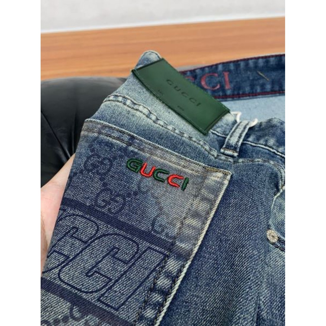 エレガント ラグジュアリー GUCCI グッチ スーパーコピー ジーンズ 上品