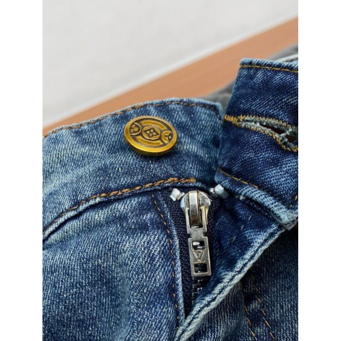  エレガント プレミアム LOUIS VUITTON ルイヴィトン スーパーコピー ジーンズ 洗練