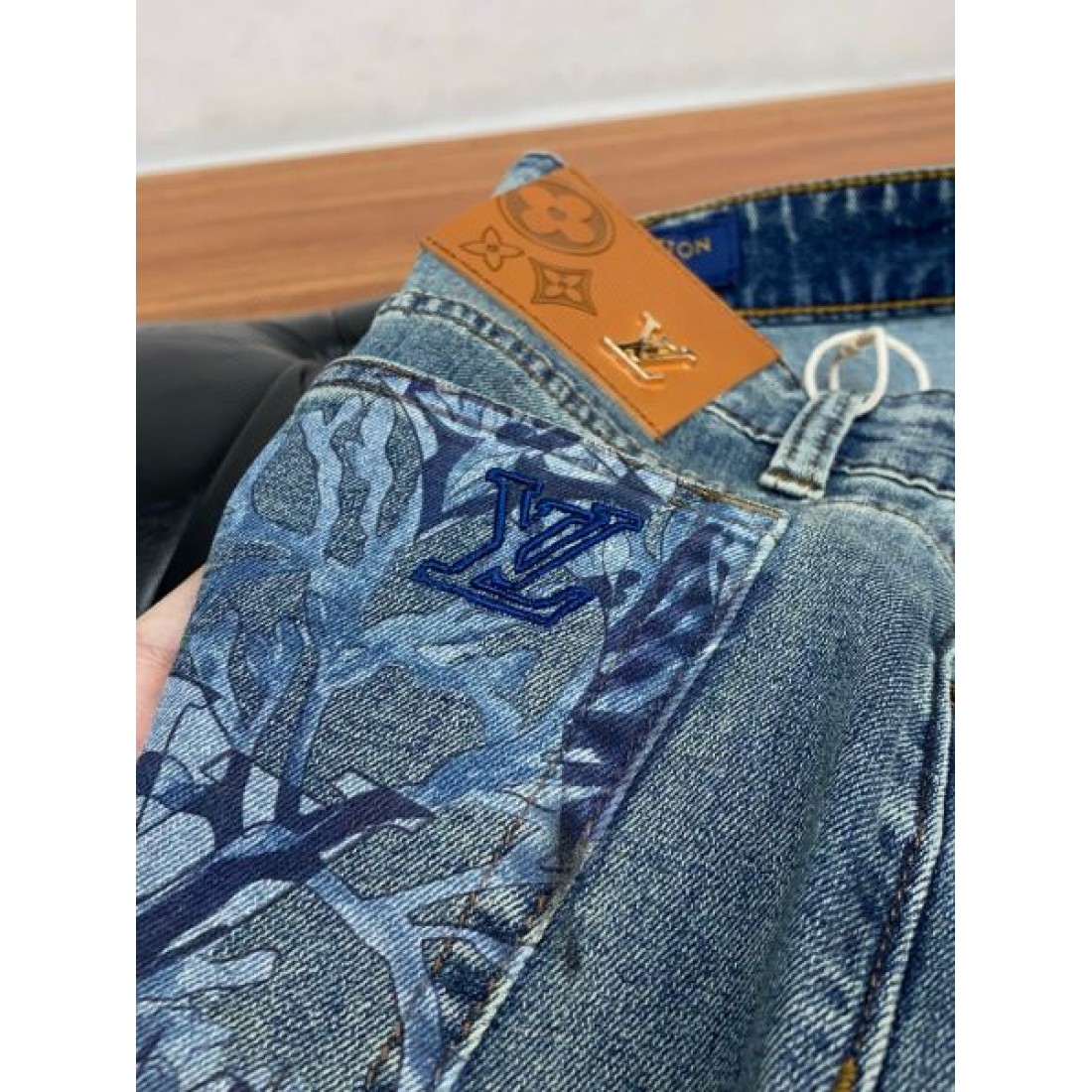  エレガント プレミアム LOUIS VUITTON ルイヴィトン スーパーコピー ジーンズ 洗練