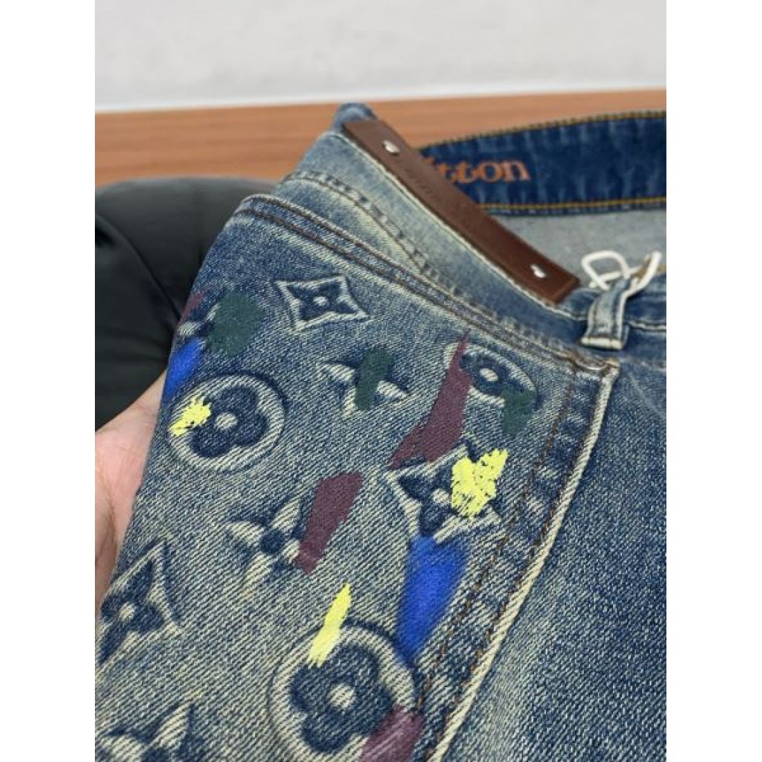 高級感 スタイリッシュ LOUIS VUITTON ルイヴィトン スーパーコピー ジーンズ 上質