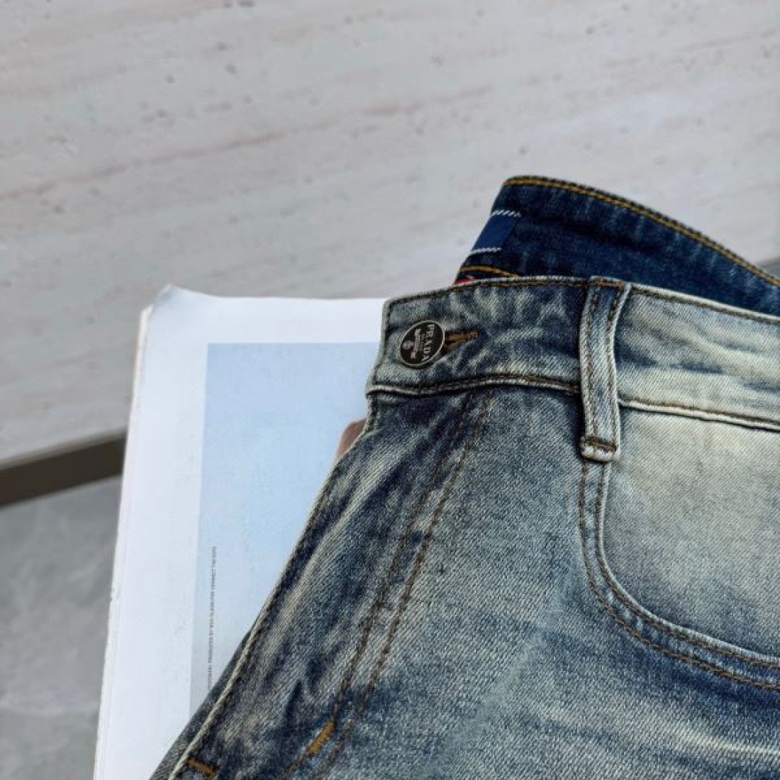 ミニマル 洗練 PRADA プラダ スーパーコピー ジーンズ 上品