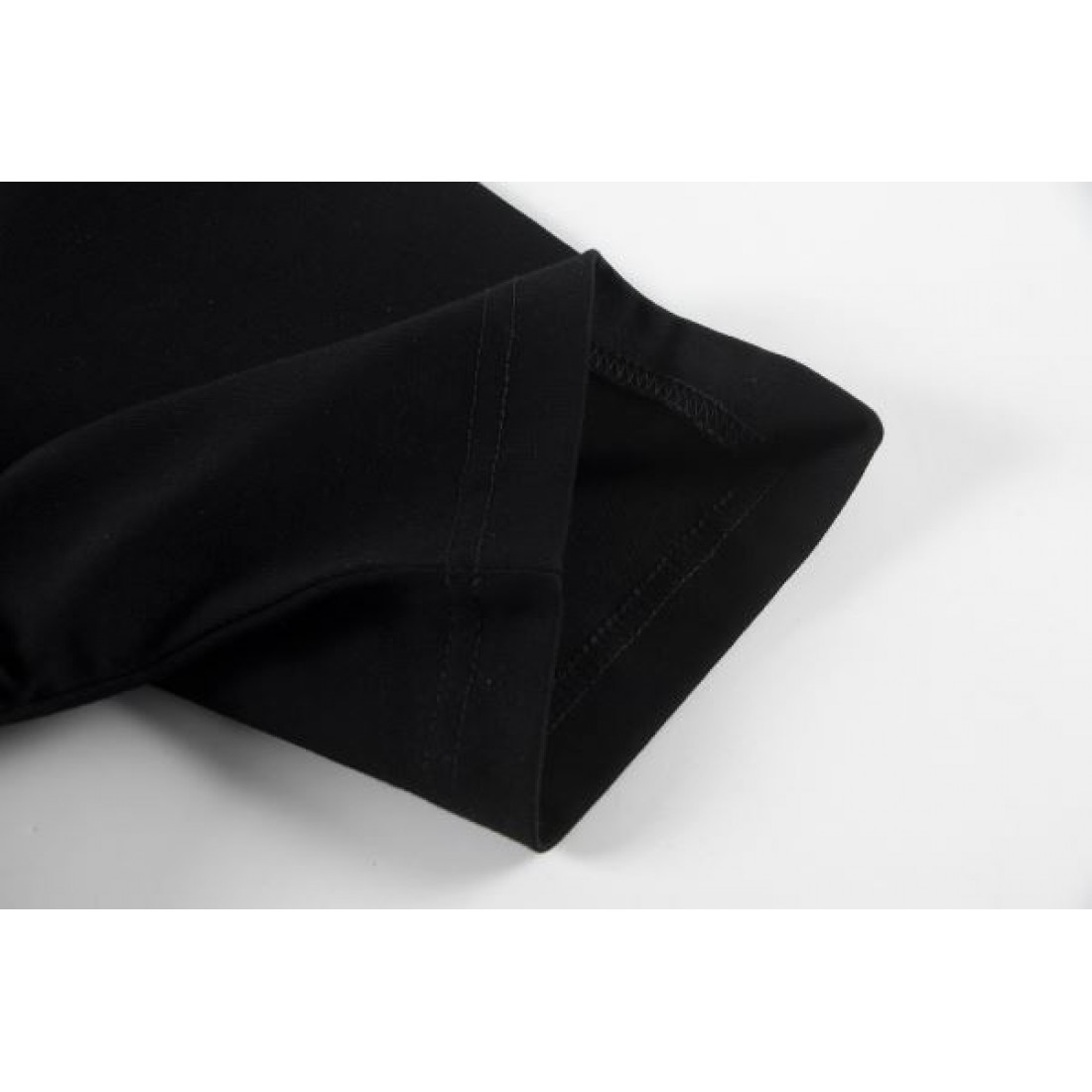 モード系 洗練 BALENCIAGA バレンシアガ スーパーコピー Tシャツ 上質素材 存在感抜群