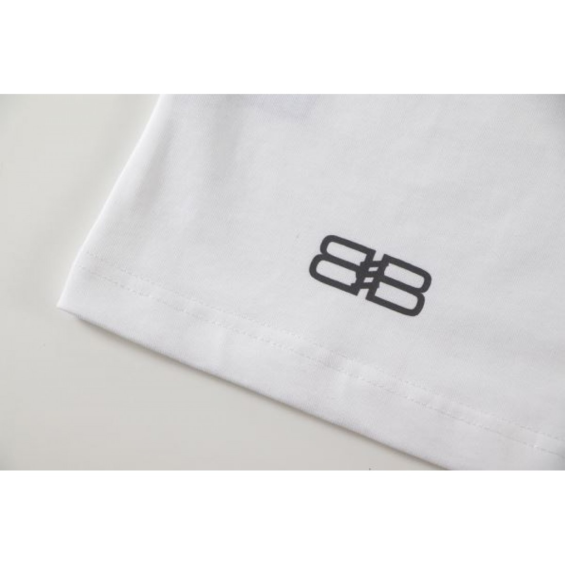  人気定番 クール系 BALENCIAGA バレンシアガ コピー Tシャツ 上品カジュアル 快適フィット