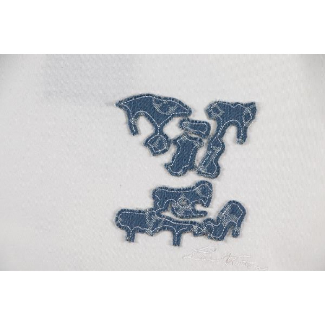  都会的デザイン 大人上質 LOUIS VUITTON ルイヴィトン コピー 半袖Tシャツ 軽やか生地