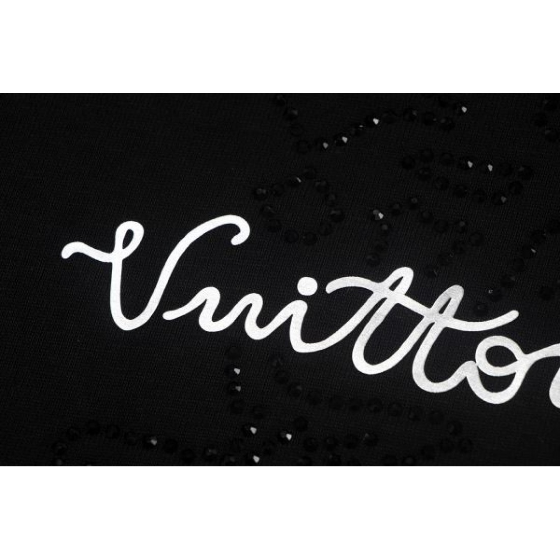 大人上品 モダンデザイン LOUIS VUITTON ルイヴィトン コピー 半袖Tシャツ 快適素材 通気性良好