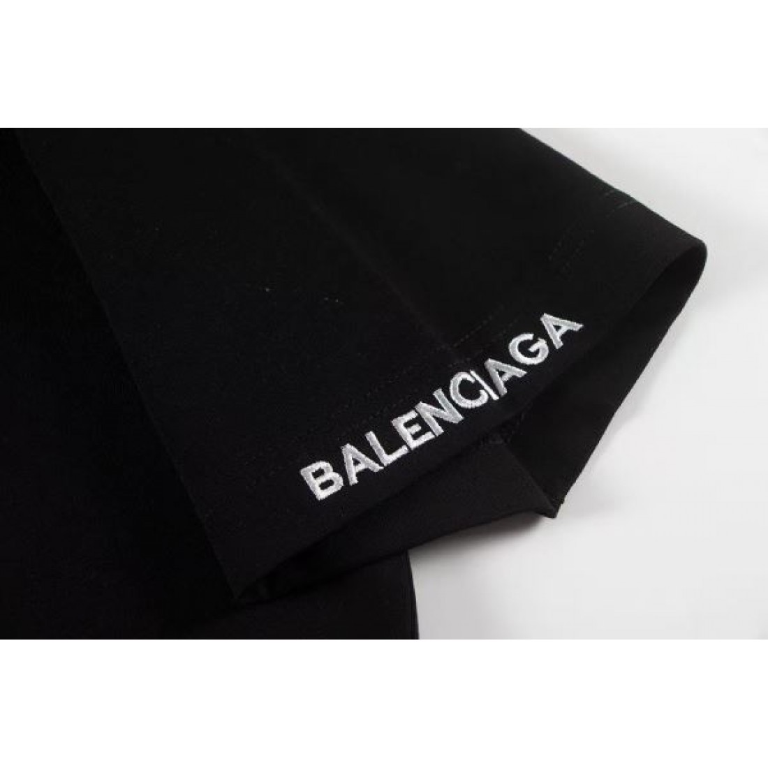 BALENCIAGA 上品 ストリート スタイリッシュ バレンシアガ スーパーコピー Tシャツ