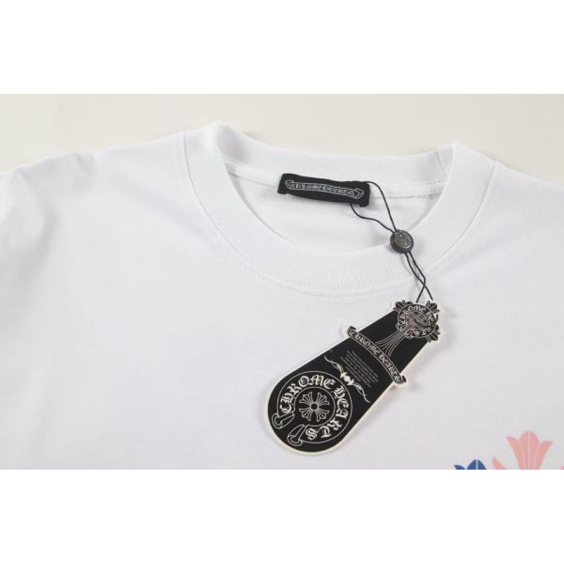 トレンド クール CHROME HEARTS クロムハーツ コピー 半袖カットソー フロントワンポイント バックグラフィックデザイン 通気性良好 快適着用