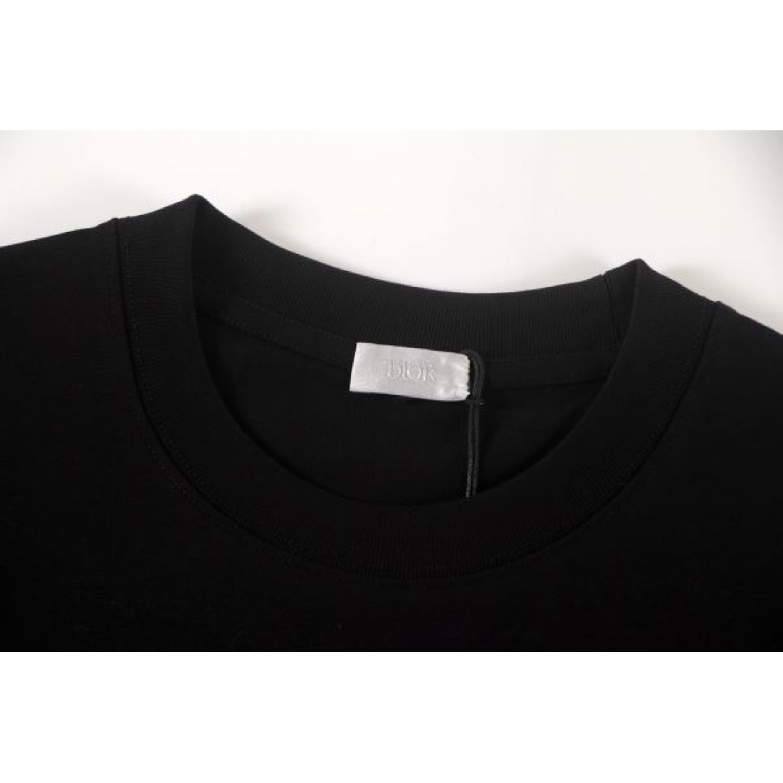 人気 定番 DIOR ディオール コピー Tシャツ 軽やか素材 夏定番