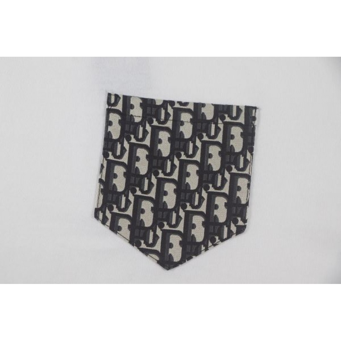 エレガント 上質 DIOR ディオール コピー Tシャツ 軽やか素材 大人スタイル