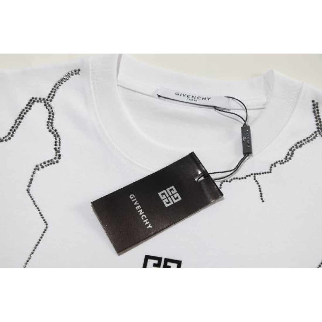 高見え シンプル GIVENCHY ジバンシィ コピー Tシャツ 快適素材 おしゃれ感