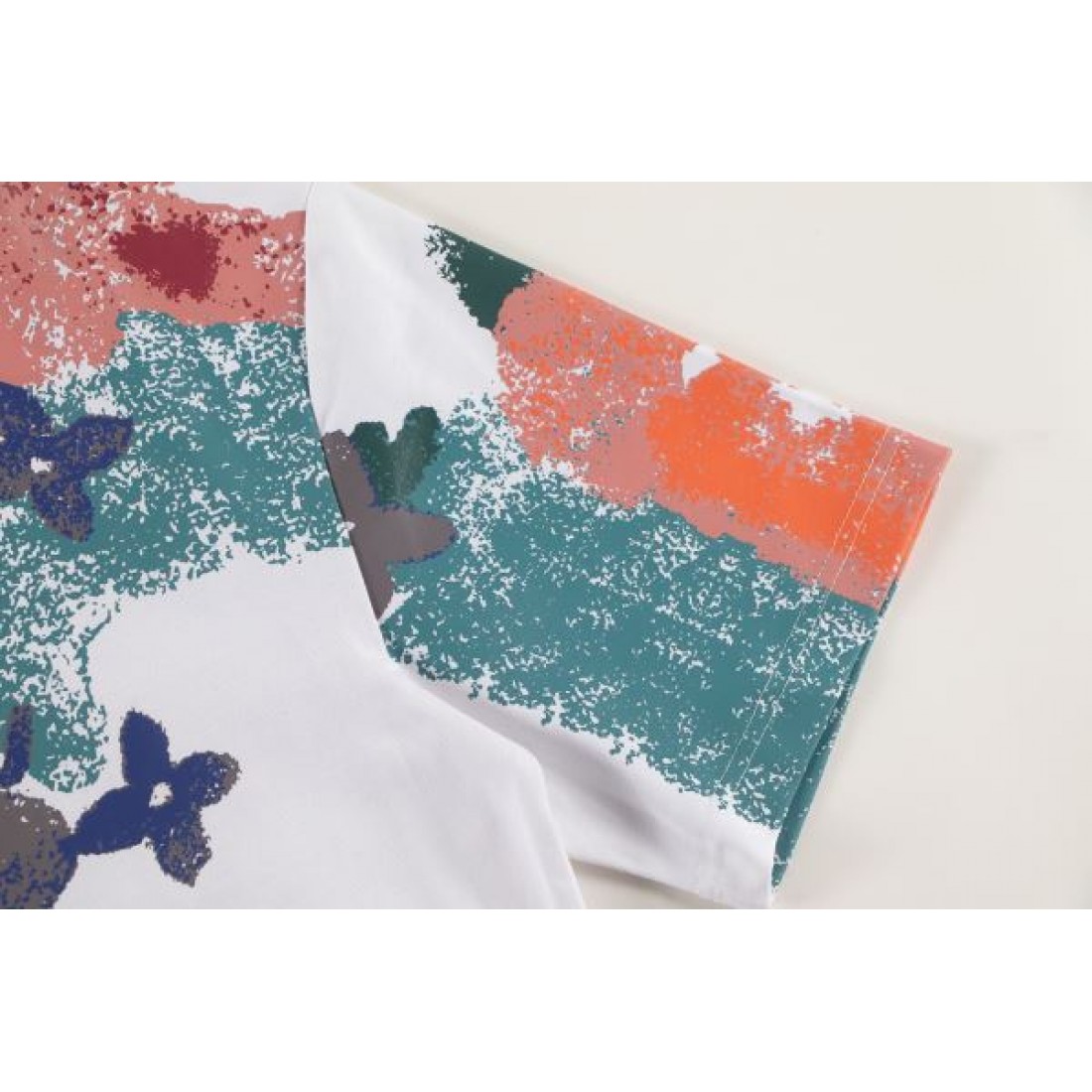 大人カジュアル 上質 LOUIS VUITTON ルイヴィトン コピー Tシャツ 通気性良好 デイリー向け