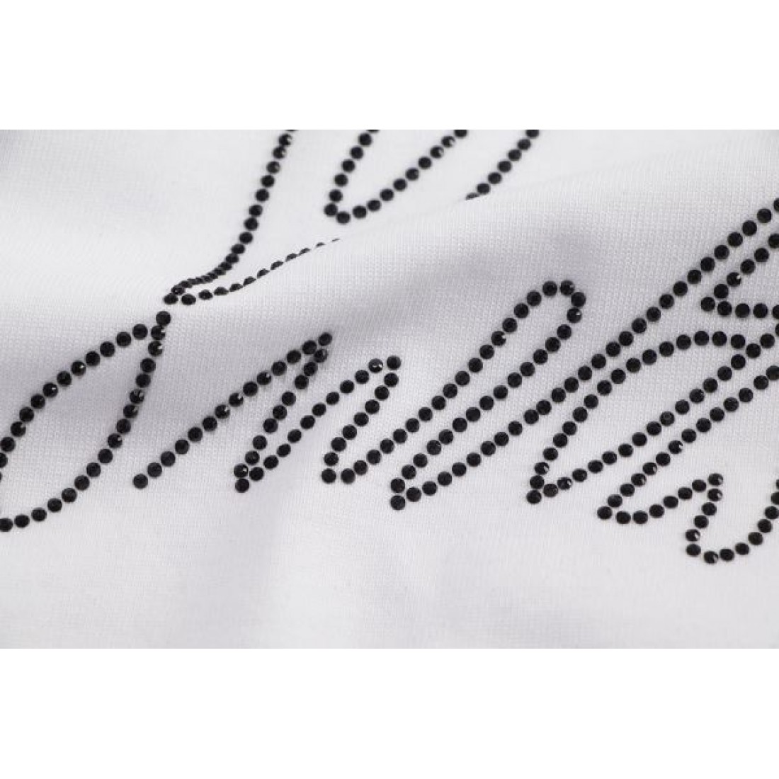 スタイリッシュ 洗練 LOUIS VUITTON ルイヴィトン コピー Tシャツ 軽量素材 快適フィット