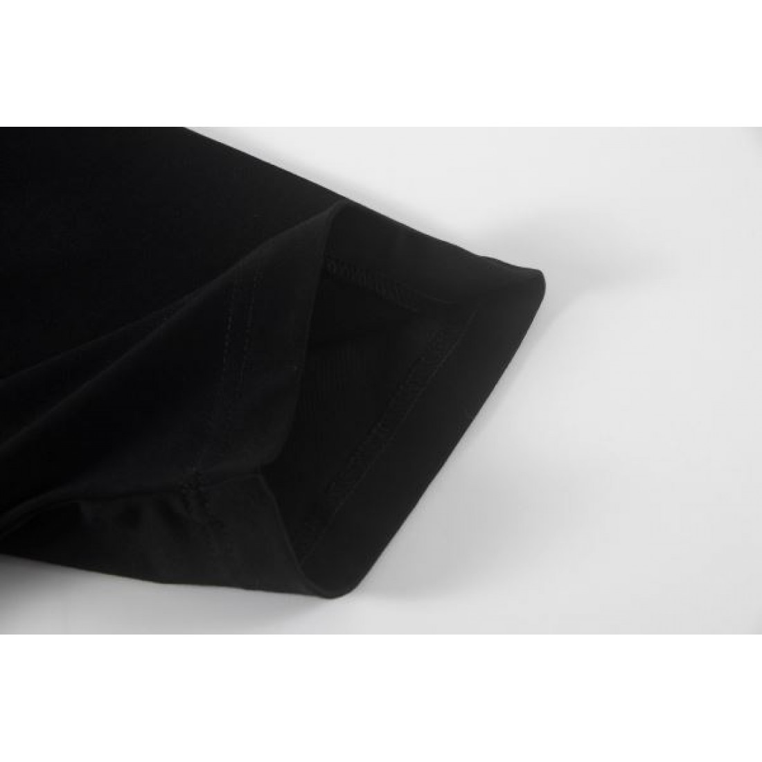 高級感 ミニマル LOUIS VUITTON ルイヴィトン コピー Tシャツ 軽やか着心地 人気デザイン