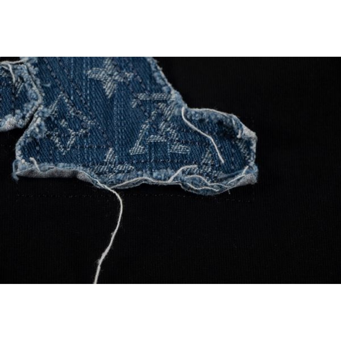  人気モデル 洗練スタイル LOUIS VUITTON ルイヴィトン コピー Tシャツ 軽量素材 おしゃれ