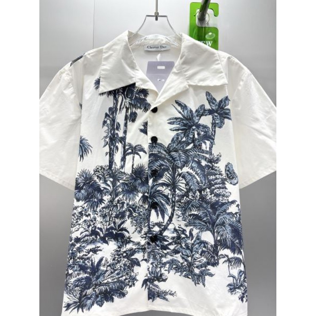 エレガント ナチュラル Dior ディオール コピー 半袖シャツ オープンカラー 総柄デザイン 柔らか生地 快適着用 リゾートスタイル
