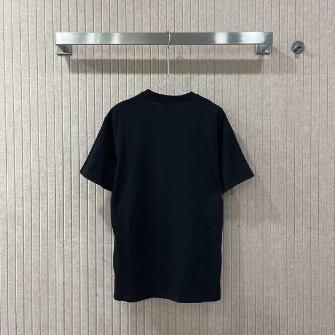 可愛い 個性 GUCCI グッチ コピー Tシャツ 半袖Tシャツ 猫プリント 刺繍風デザイン 柔らかコットン ゆったりシルエット 快適着心地