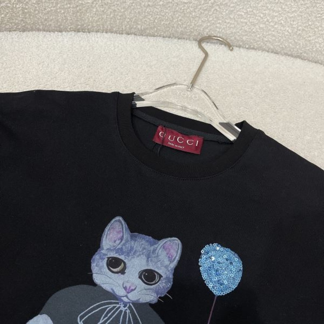 可愛い 個性 GUCCI グッチ コピー Tシャツ 半袖Tシャツ 猫プリント 刺繍風デザイン 柔らかコットン ゆったりシルエット 快適着心地