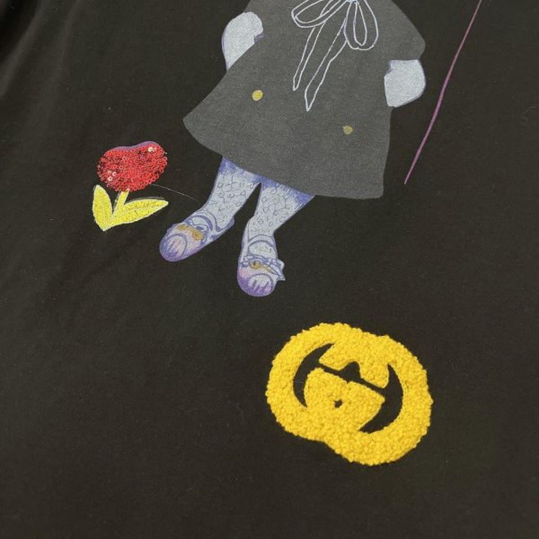 可愛い 個性 GUCCI グッチ コピー Tシャツ 半袖Tシャツ 猫プリント 刺繍風デザイン 柔らかコットン ゆったりシルエット 快適着心地