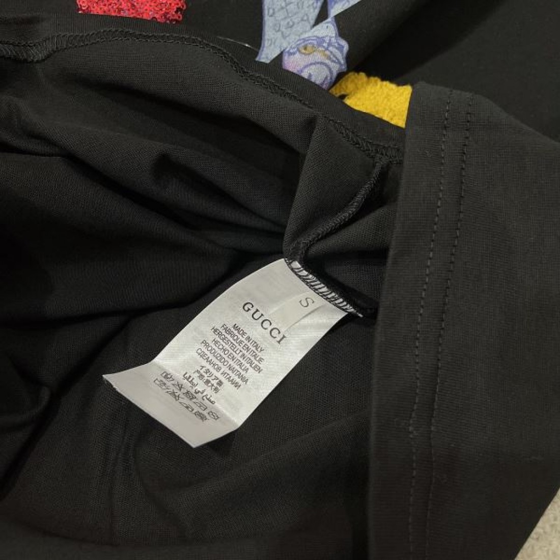 可愛い 個性 GUCCI グッチ コピー Tシャツ 半袖Tシャツ 猫プリント 刺繍風デザイン 柔らかコットン ゆったりシルエット 快適着心地