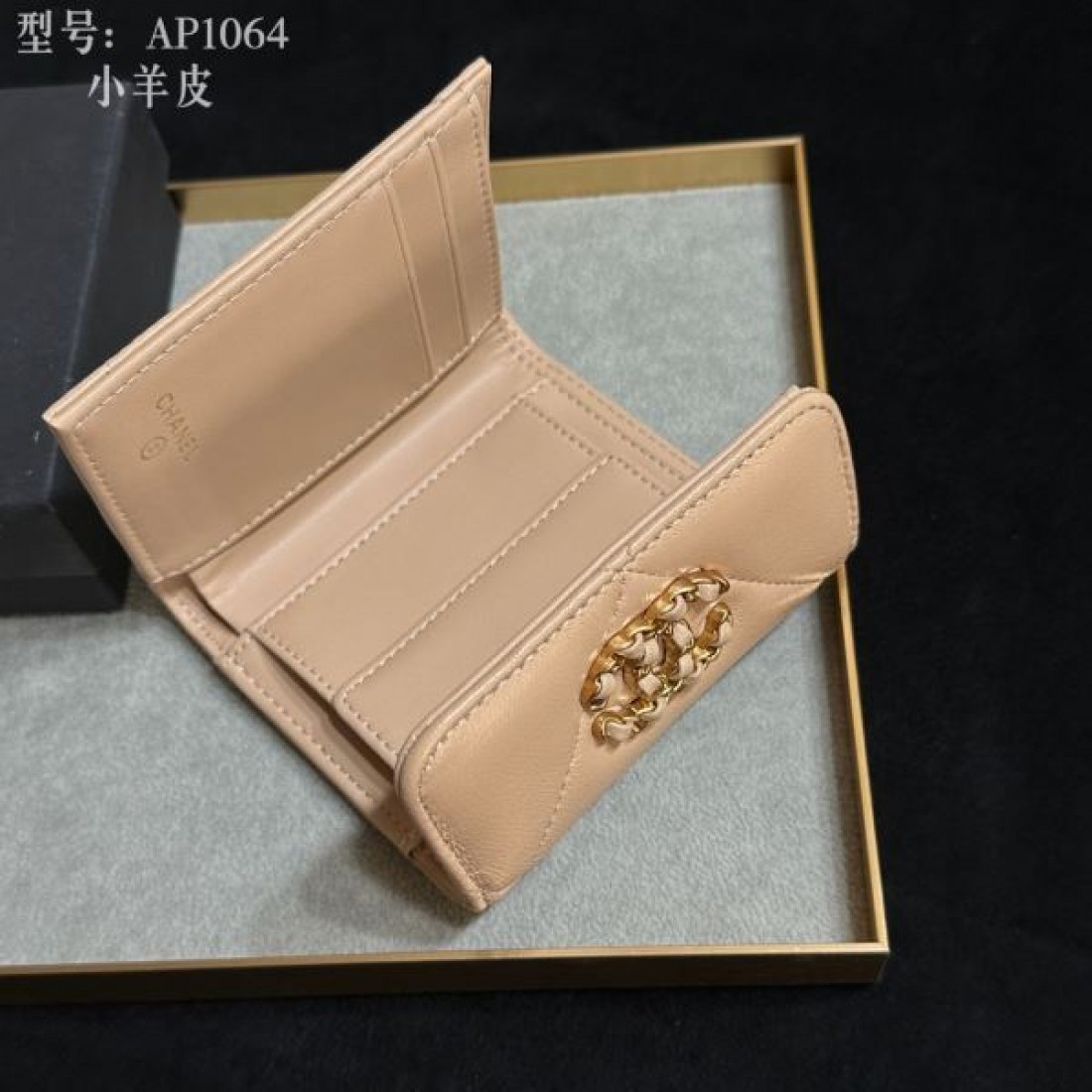 HANEL スーパーコピー ミニ財布 キルティング レディース コンパクトウォレット 高級感 セリーヌ