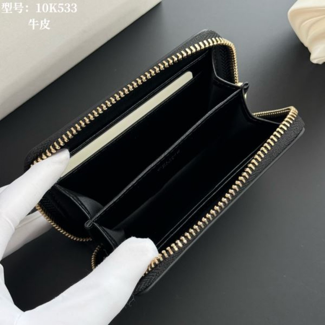 CELINE スーパーコピー　コンパクト財布 二つ折り ミニウォレット 高級レザー セリーヌ