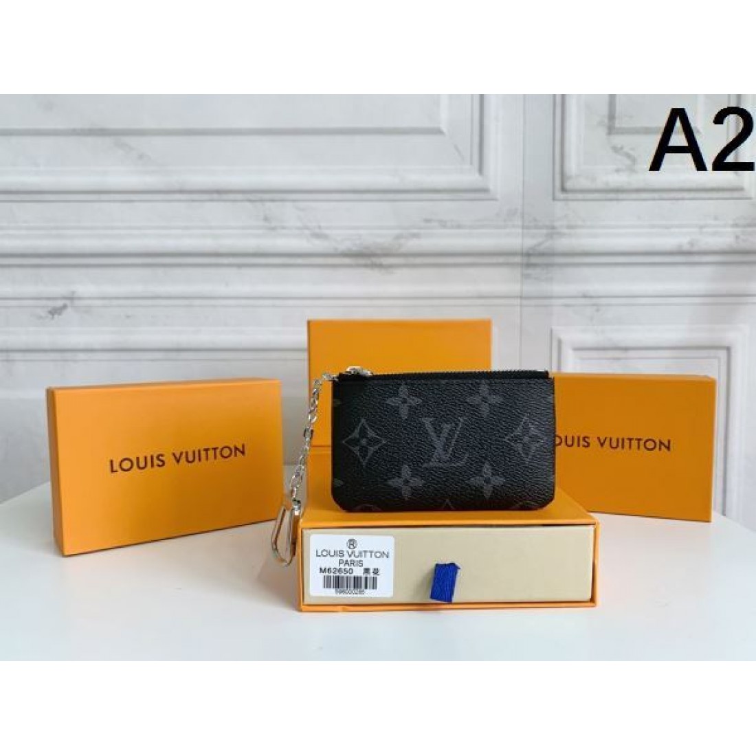 ルイ・ヴィトン コピー 財布 ミニ財布 カード収納 小銭入れ一体 ラウンドジップ チェーン付き LOUIS VUITTON