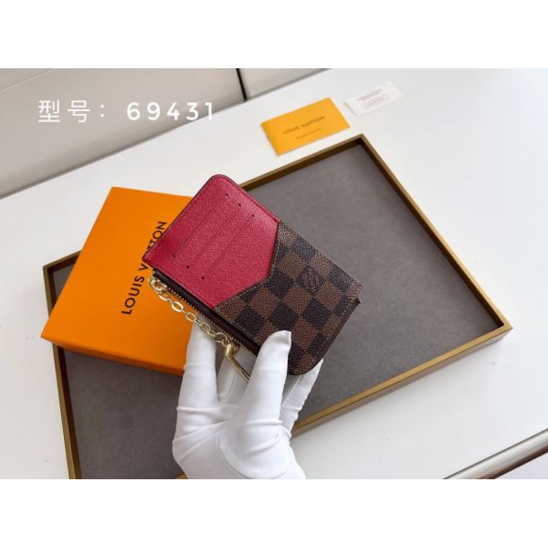 Louis Vuitton 多機能 カード収納 ルイヴィトン コピー ミニ財布 多色展開 フラップ