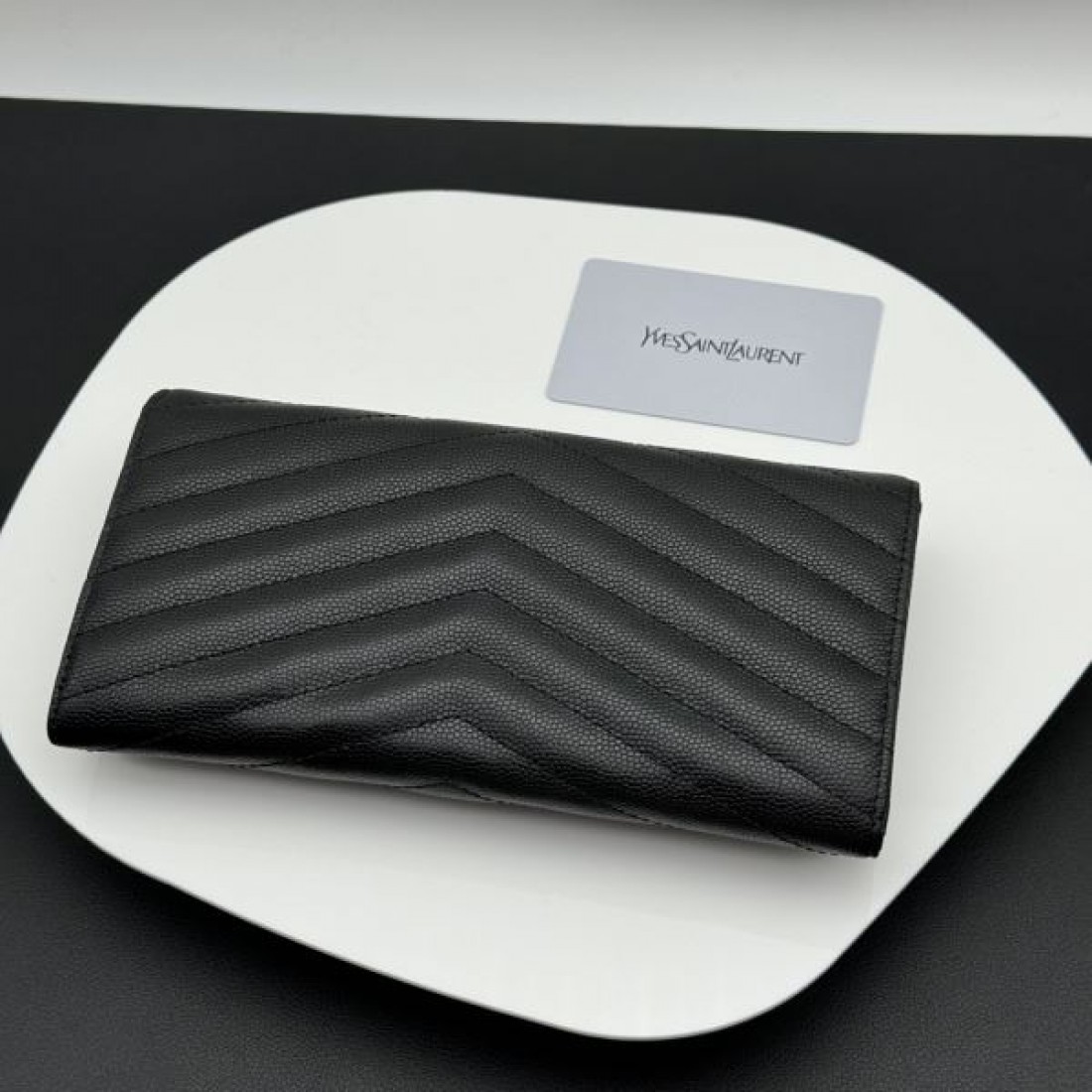 上質 細部まで YSL イヴサンローラン スーパーコピー 長財布 高機能 おしゃれ