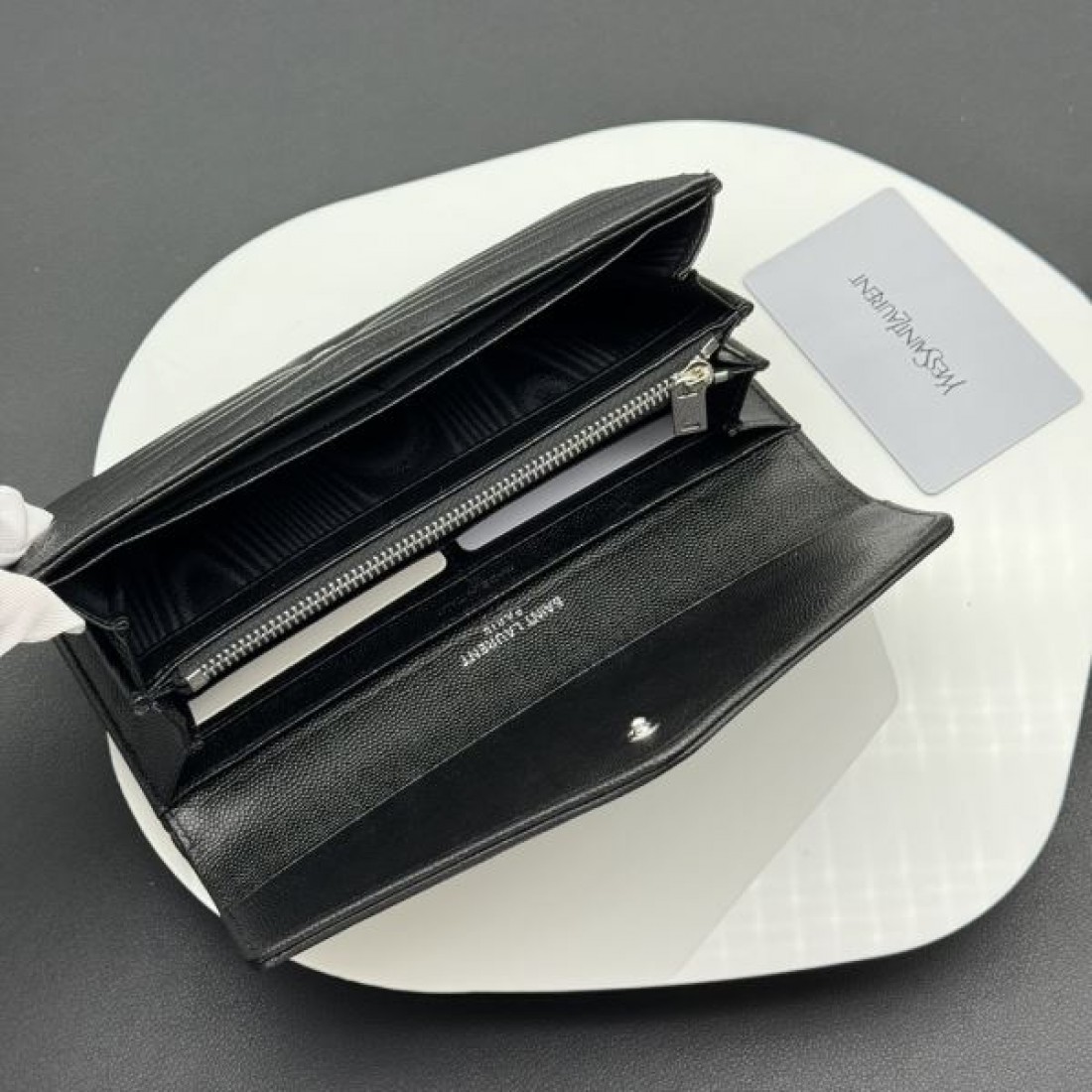 上質 細部まで YSL イヴサンローラン スーパーコピー 長財布 高機能 おしゃれ