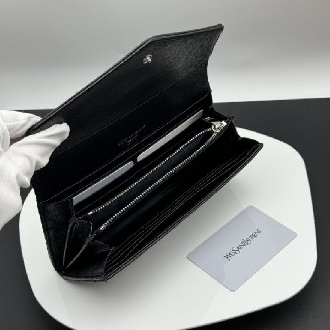 上質 細部まで YSL イヴサンローラン スーパーコピー 長財布 高機能 おしゃれ