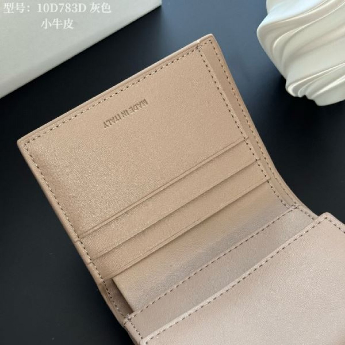 洗練 上質 CELINE セリーヌ コピー  三つ折り財布 コンパクト 軽量