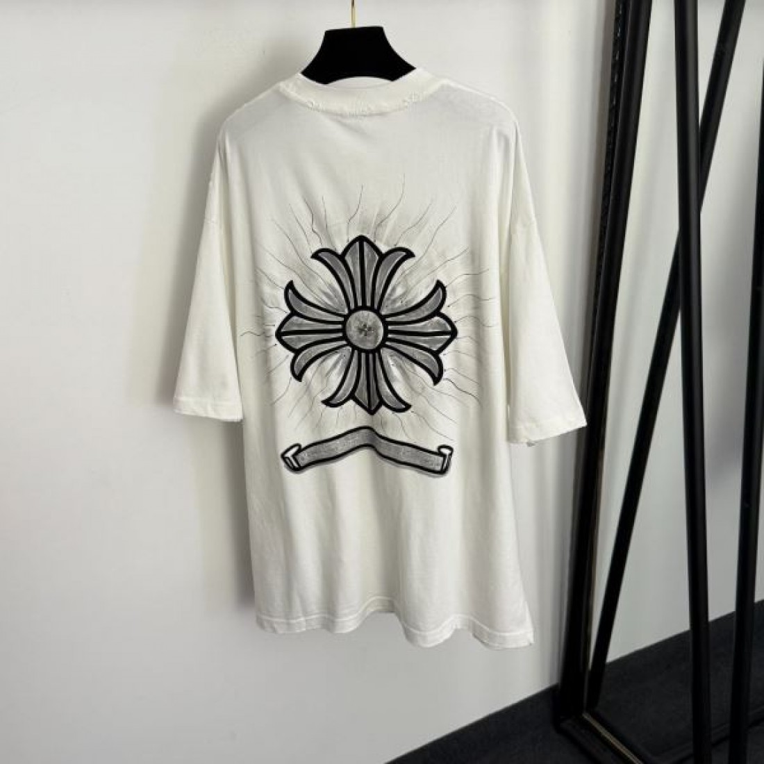 ストリート人気 クール系 クロムハーツ CHROME HEARTS コピー  半袖Tシャツ 存在感抜群