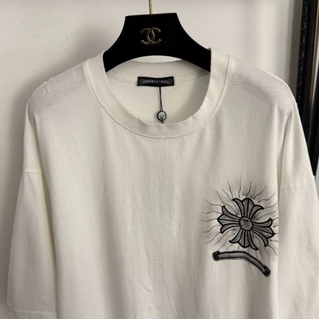 ストリート人気 クール系 クロムハーツ CHROME HEARTS コピー  半袖Tシャツ 存在感抜群