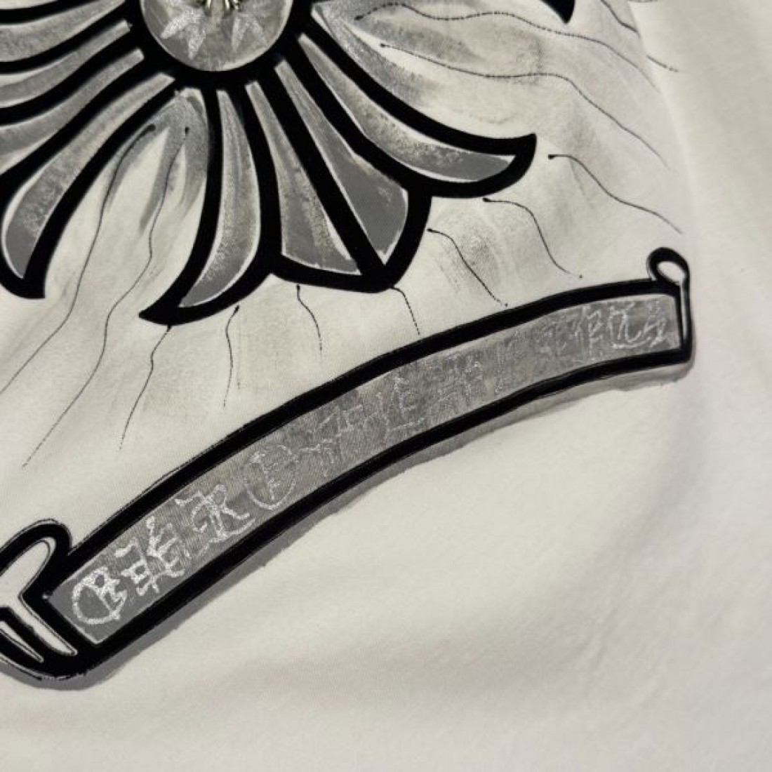 ストリート人気 クール系 クロムハーツ CHROME HEARTS コピー  半袖Tシャツ 存在感抜群