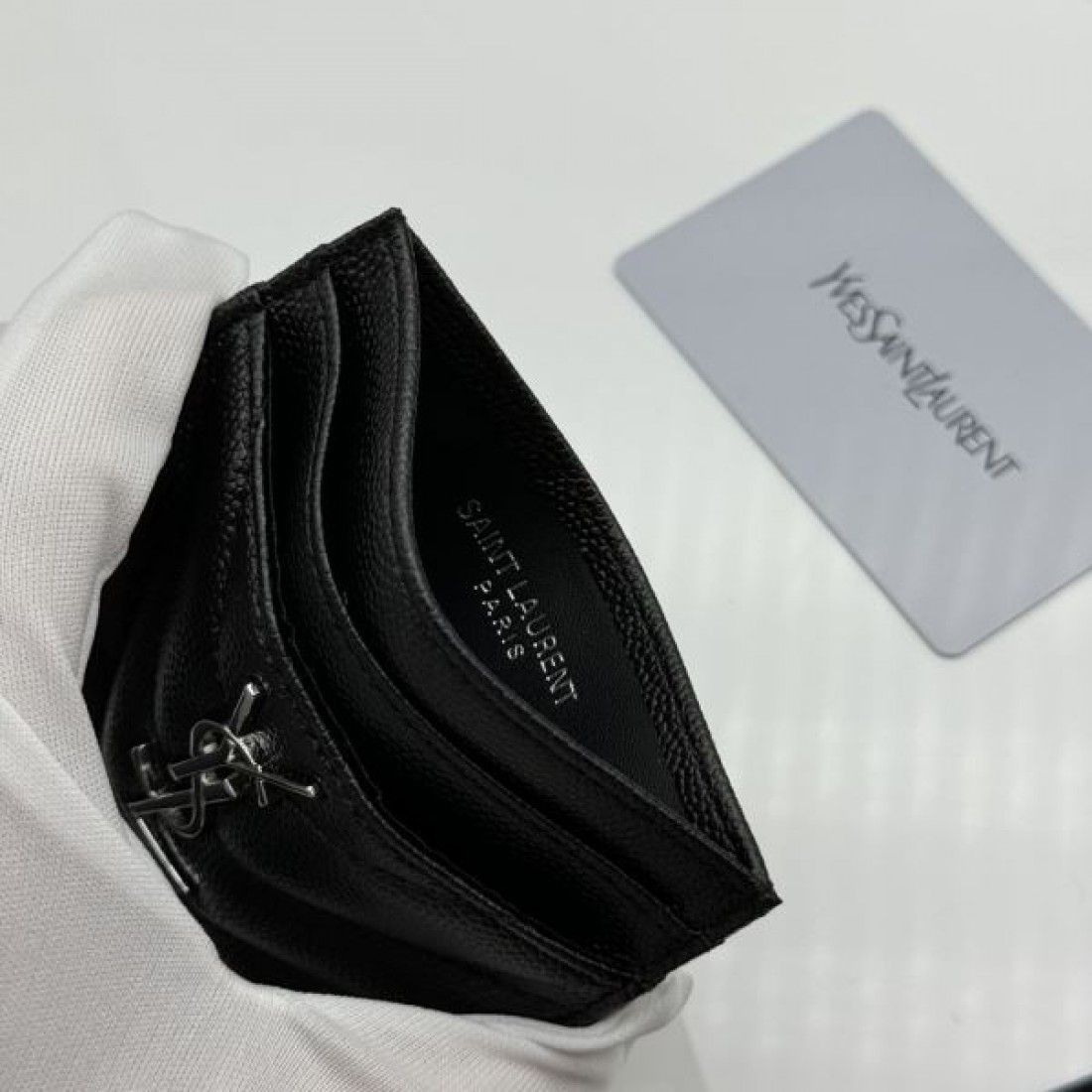 高級感 上質 YSL イヴサンローラン コピー カードケース コンパクト 薄型