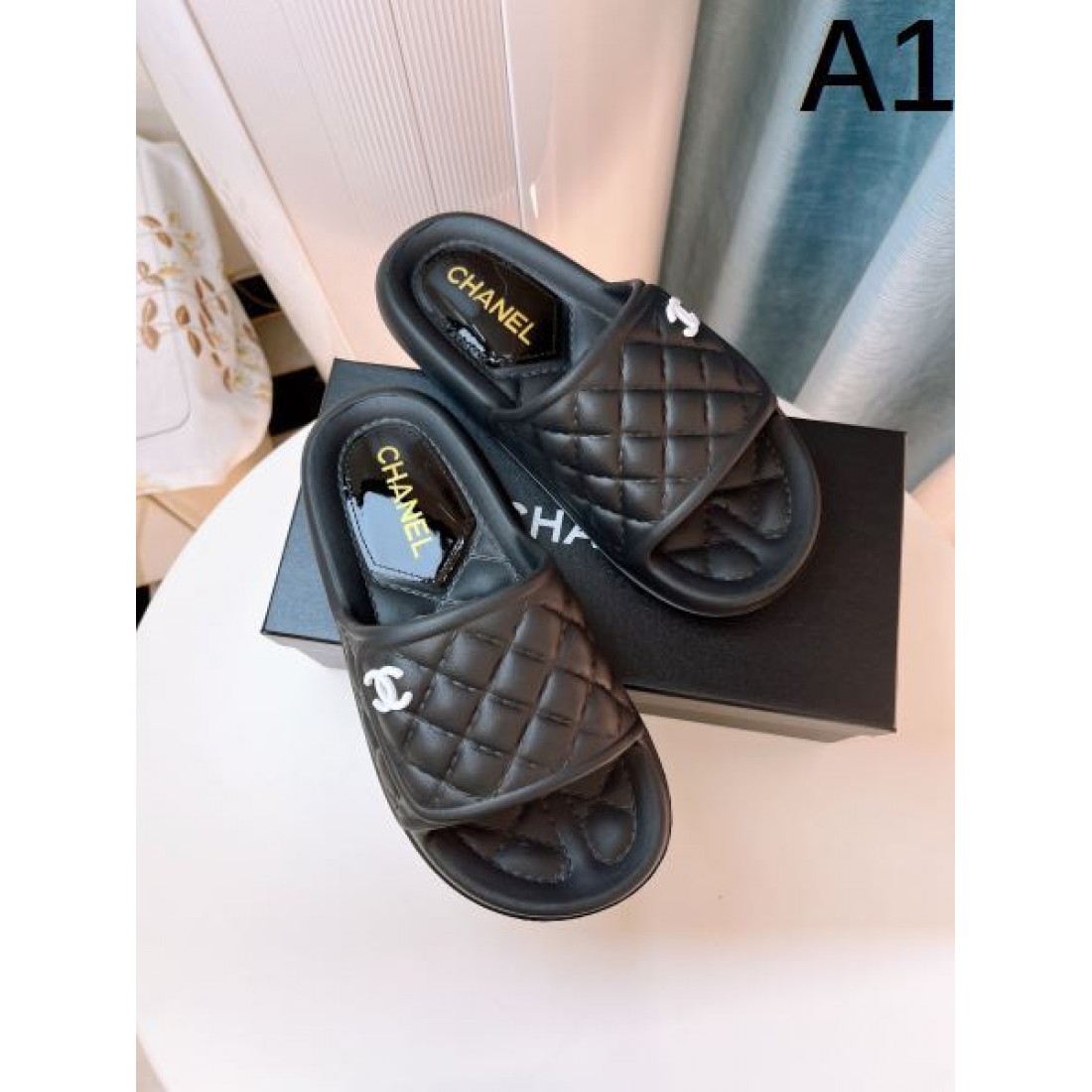 カジュアル 柔らか CHANEL シャネル コピー ミュールサンダル フラットサンダル キルティング加工 ココロゴ 軽量設計 リラックスフィット 夏コーデ