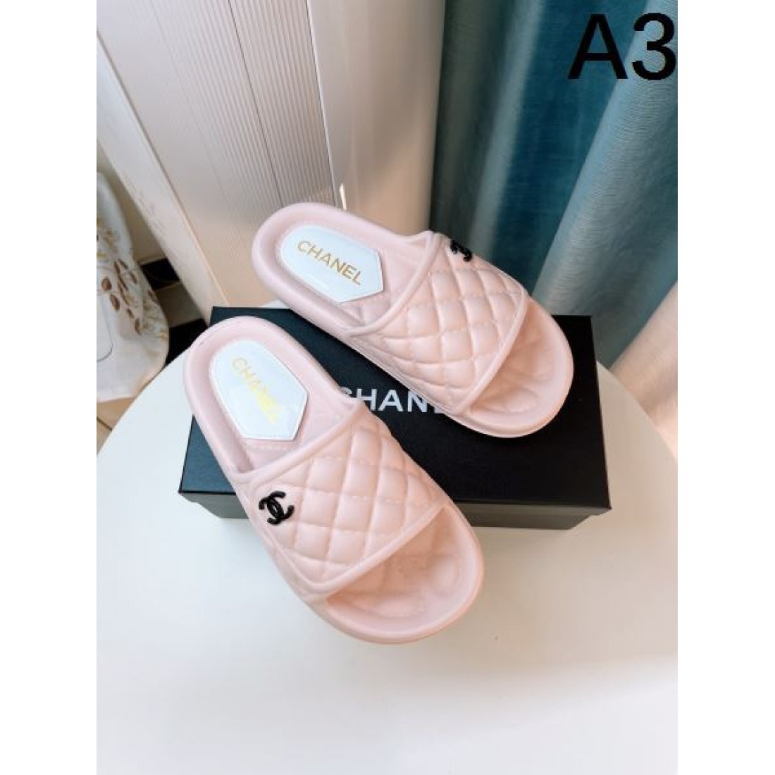 カジュアル 柔らか CHANEL シャネル コピー ミュールサンダル フラットサンダル キルティング加工 ココロゴ 軽量設計 リラックスフィット 夏コーデ