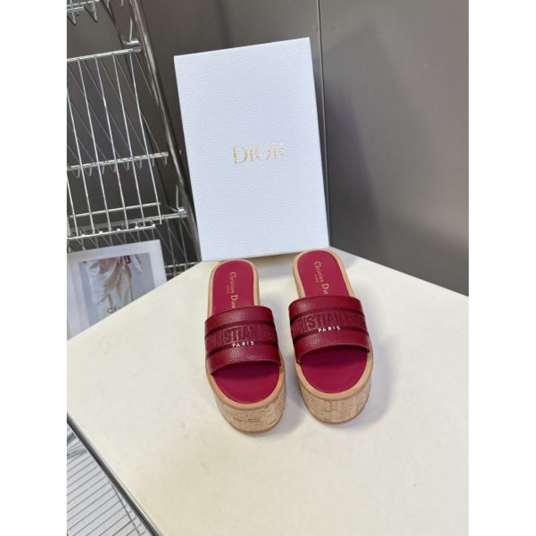 ミュールタイプ コルクソール 履きやすい 大人可愛い Christian Dior クリスチャンディオール コピー サンダル リゾート レディース売れ筋