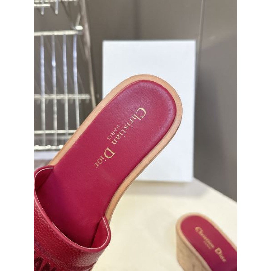 ミュールタイプ コルクソール 履きやすい 大人可愛い Christian Dior クリスチャンディオール コピー サンダル リゾート レディース売れ筋