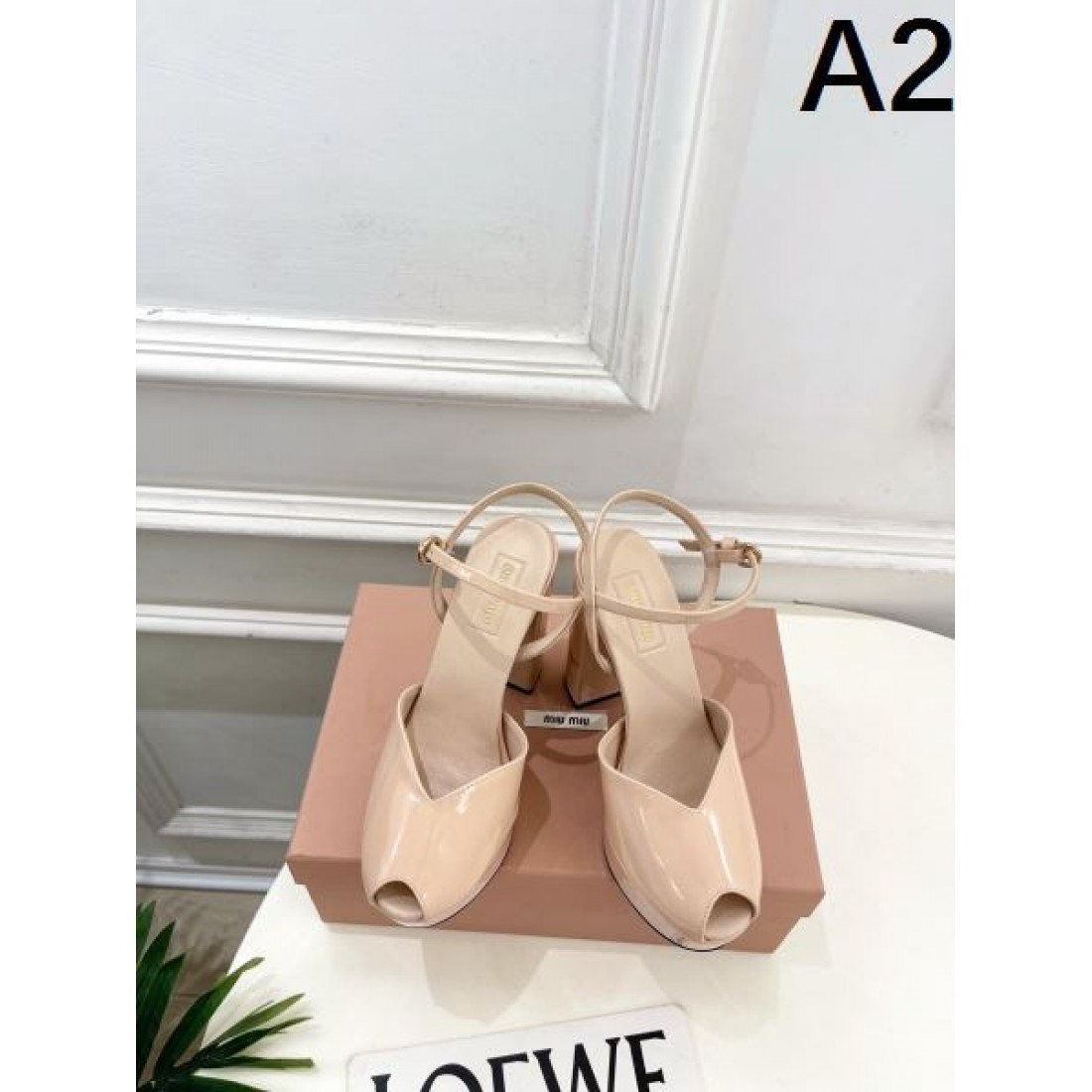 MIU MIU ミュウミュウ コピー サンダル オープントゥサンダル ハイヒール ボリュームソール カラーバリエーション スタイリング映え