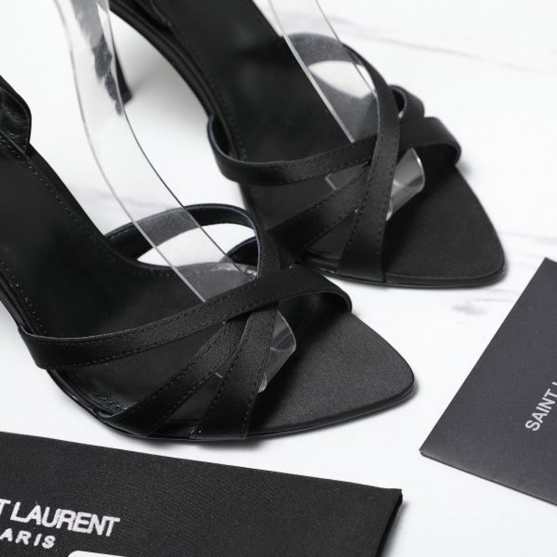 クロスストラップ ハイヒール 美脚デザイン Saint Laurent サンローラン コピー サンダル レディースパンプス