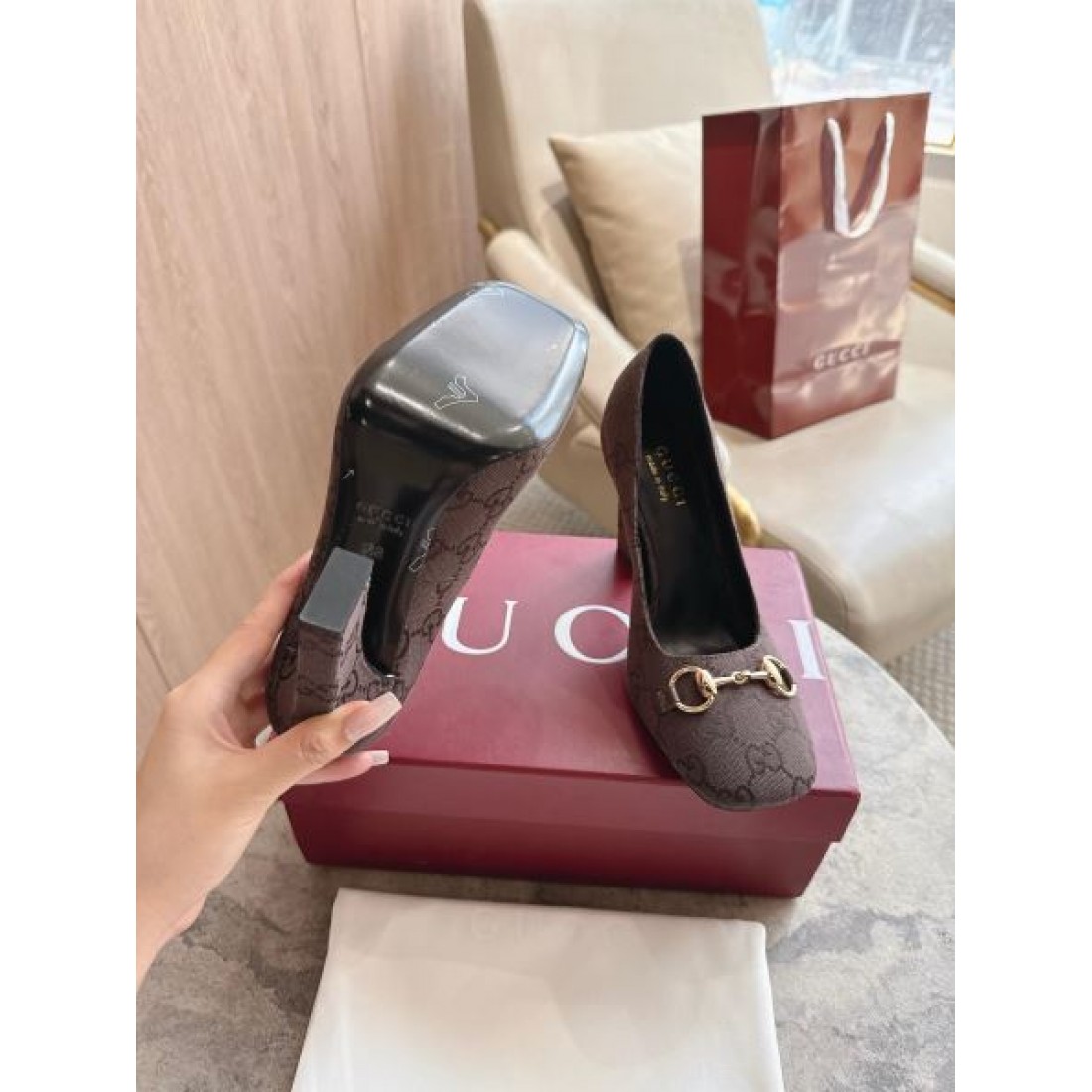 GGキャンバス ホースビット チャンキーヒール GUCCI グッチ コピー パンプス レディースシューズ 上品デザイン