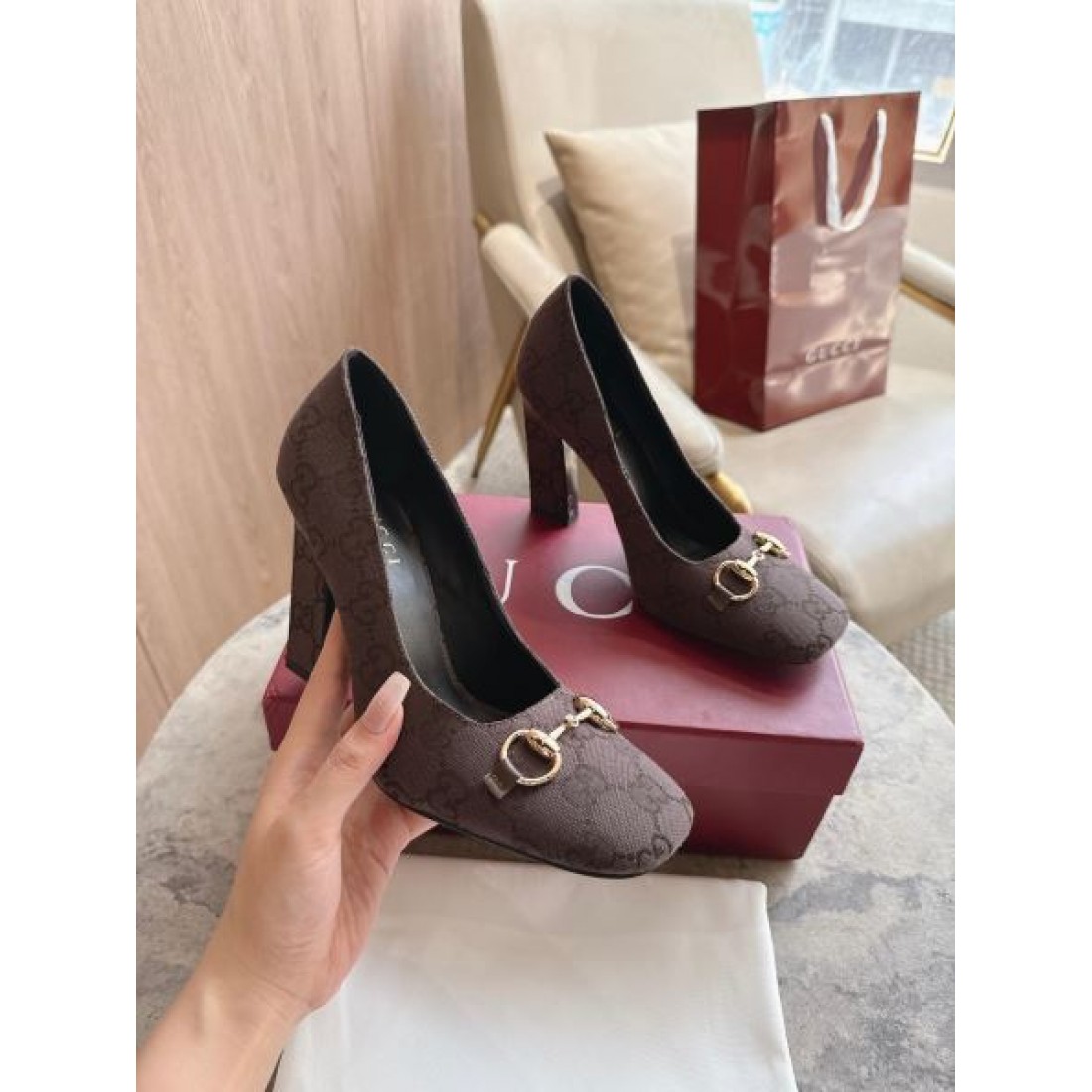 GGキャンバス ホースビット チャンキーヒール GUCCI グッチ コピー パンプス レディースシューズ 上品デザイン