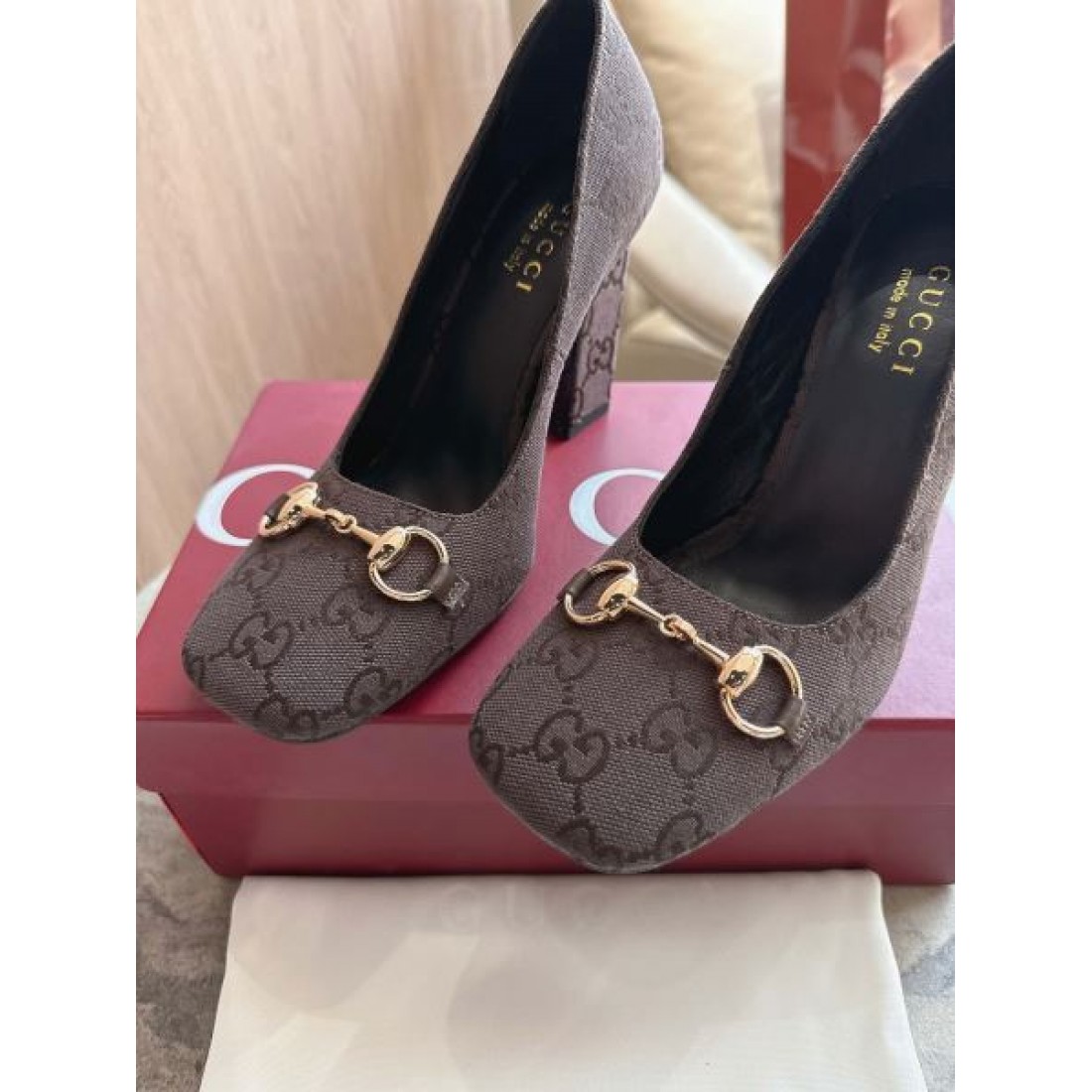 GGキャンバス ホースビット チャンキーヒール GUCCI グッチ コピー パンプス レディースシューズ 上品デザイン