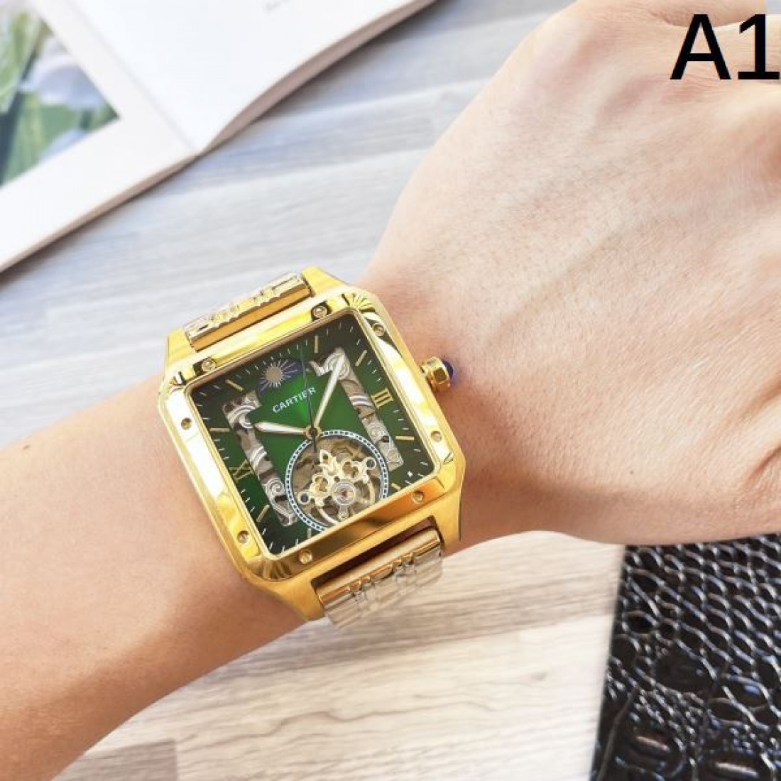 高級感 スケルトン Cartier カルティエ コピー 腕時計 自動巻き 機械式 スクエアケース ステンレスバンド シースルー文字盤 メンズウォッチ