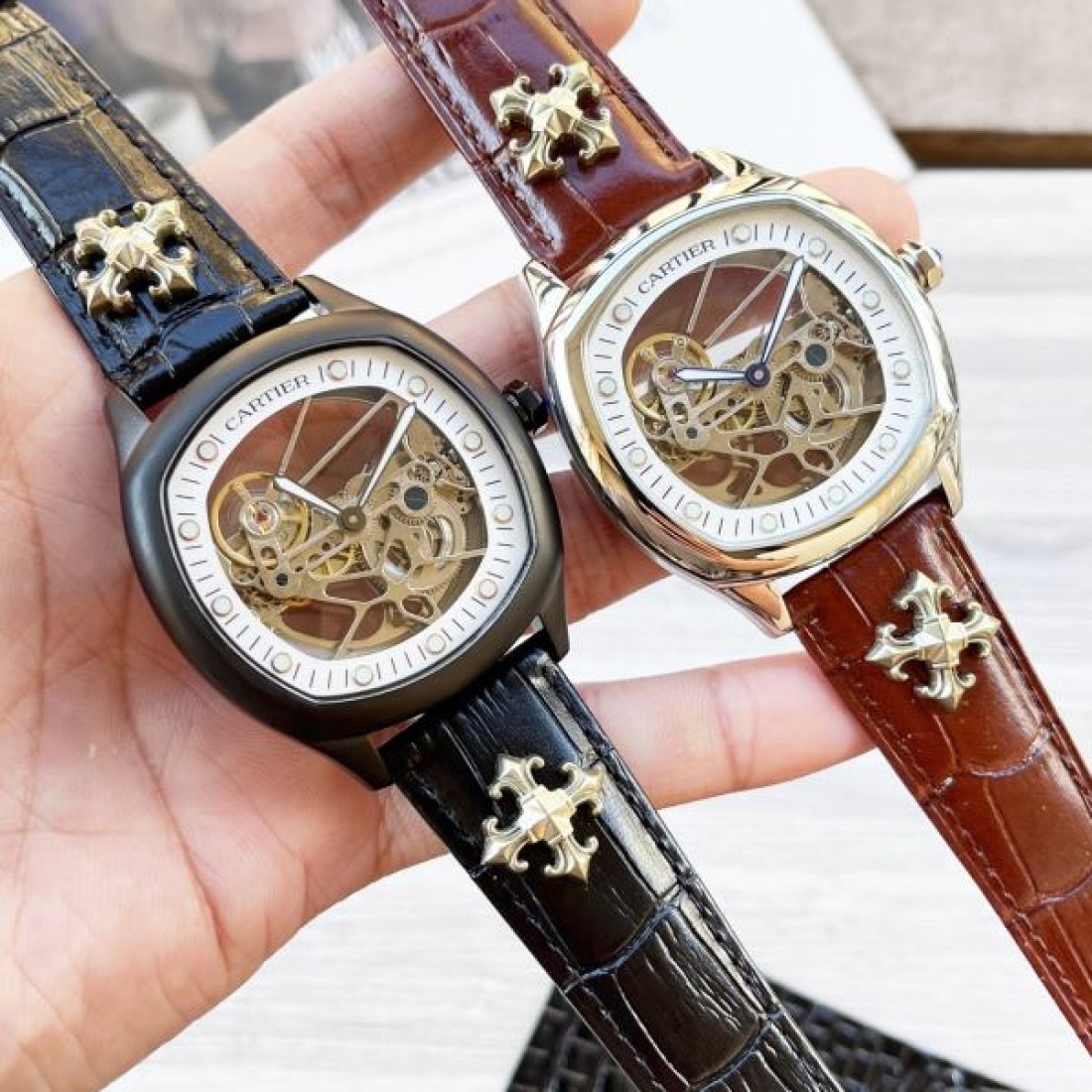 クラシック 高級感 Cartier カルティエ コピー 腕時計 自動巻き 機械式 スケルトンダイヤル ラウンドケース レザーベルト ローマインデックス